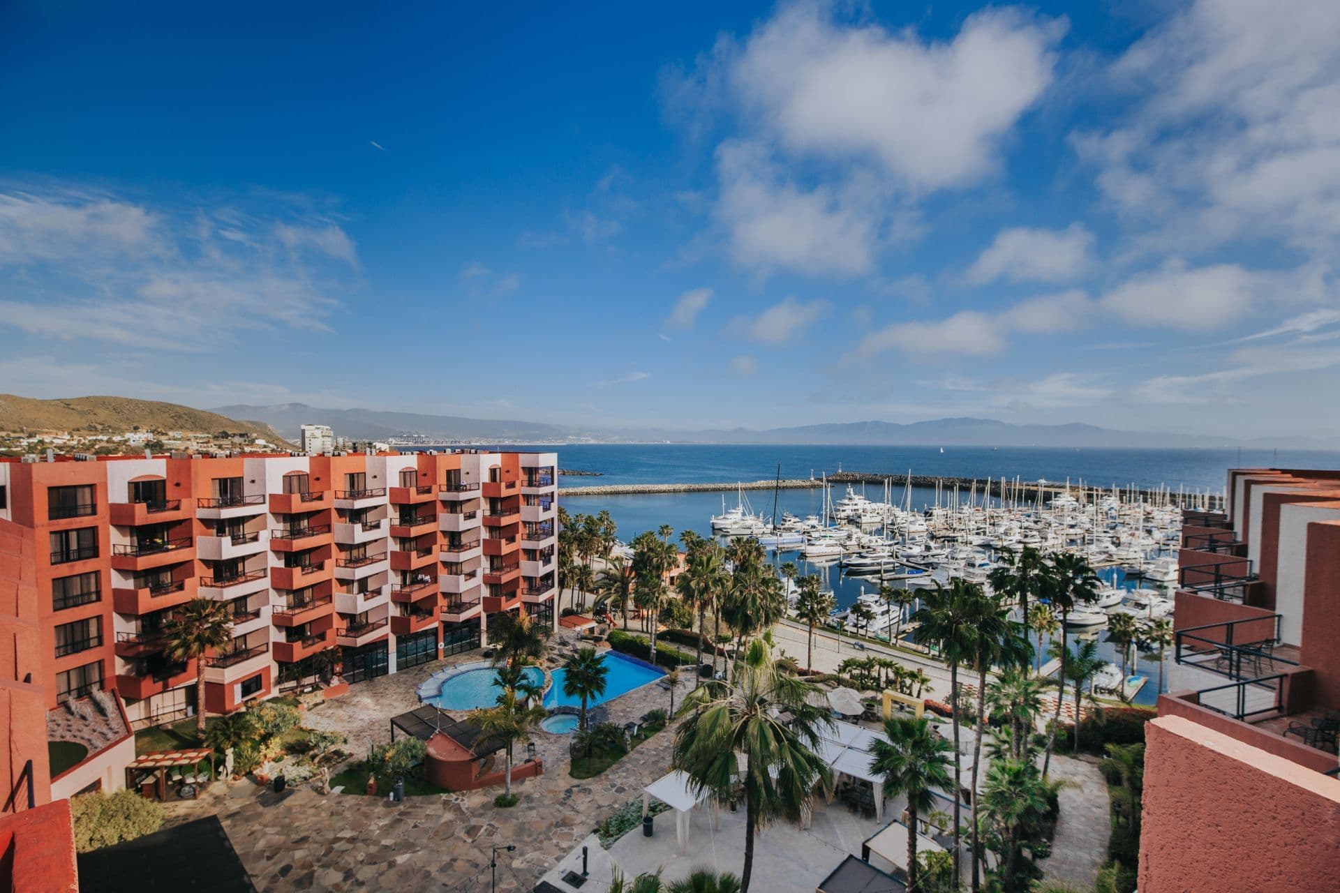 Hotel Coral & Marina